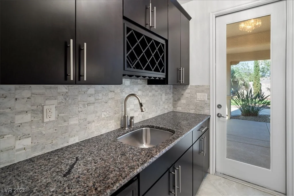 724 Step Beach, Las Vegas, NV 89138