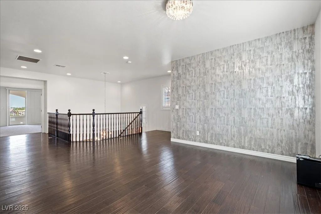 724 Step Beach, Las Vegas, NV 89138