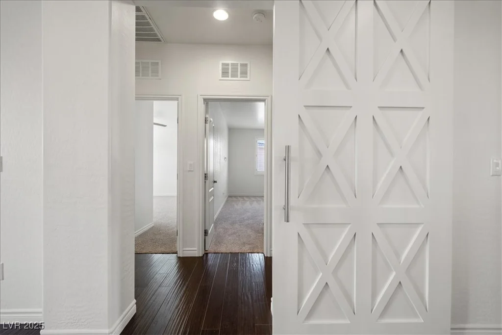 724 Step Beach, Las Vegas, NV 89138