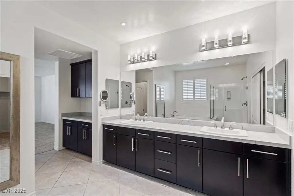 724 Step Beach, Las Vegas, NV 89138