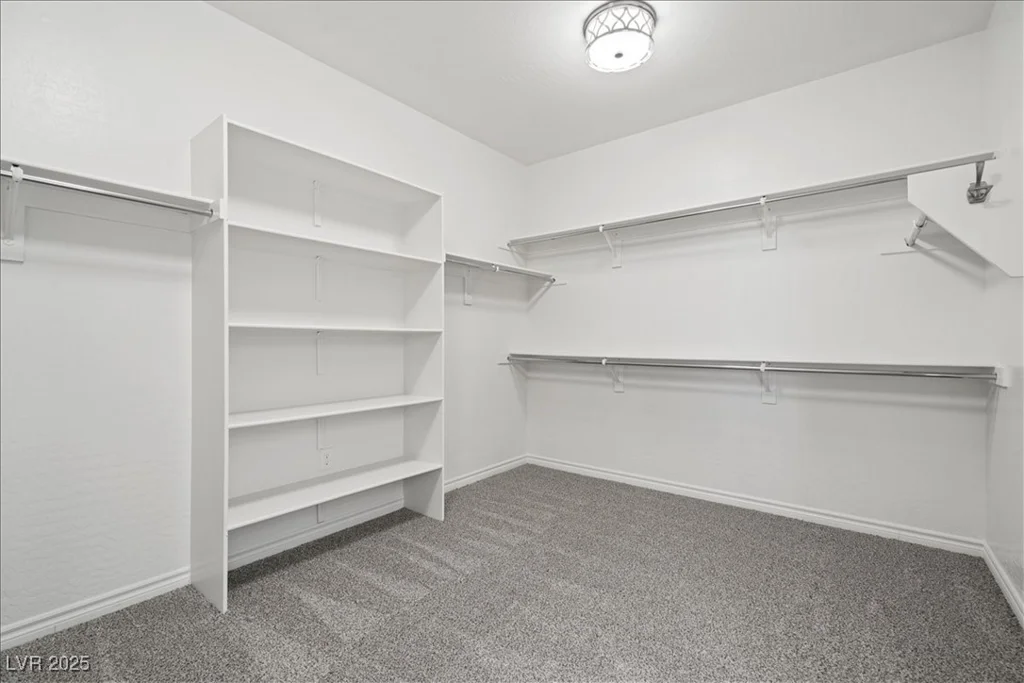 724 Step Beach, Las Vegas, NV 89138