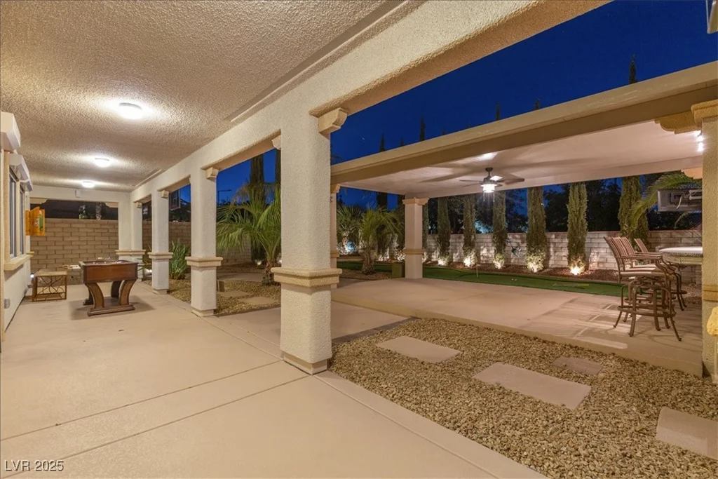 724 Step Beach, Las Vegas, NV 89138