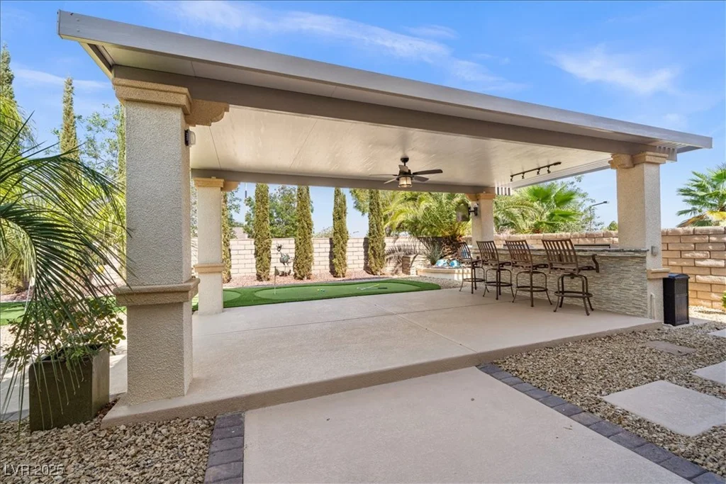 724 Step Beach, Las Vegas, NV 89138