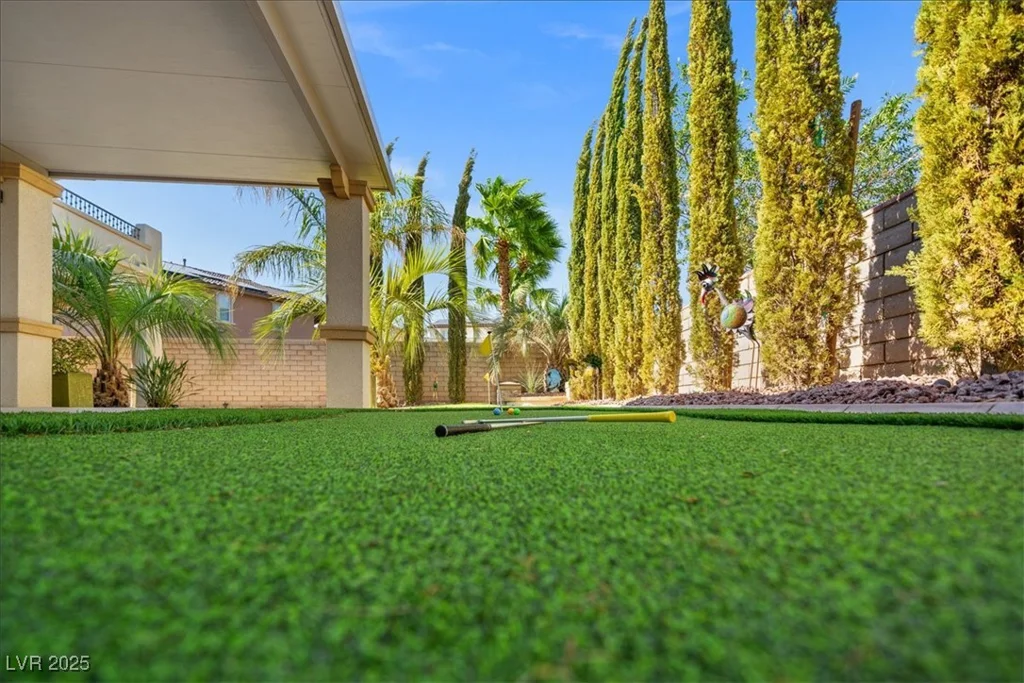 724 Step Beach, Las Vegas, NV 89138