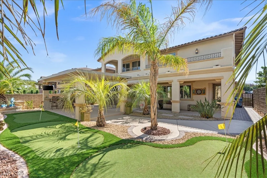 724 Step Beach, Las Vegas, NV 89138