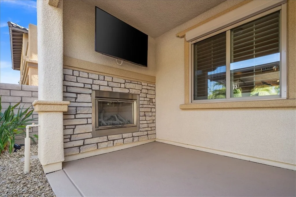 724 Step Beach, Las Vegas, NV 89138