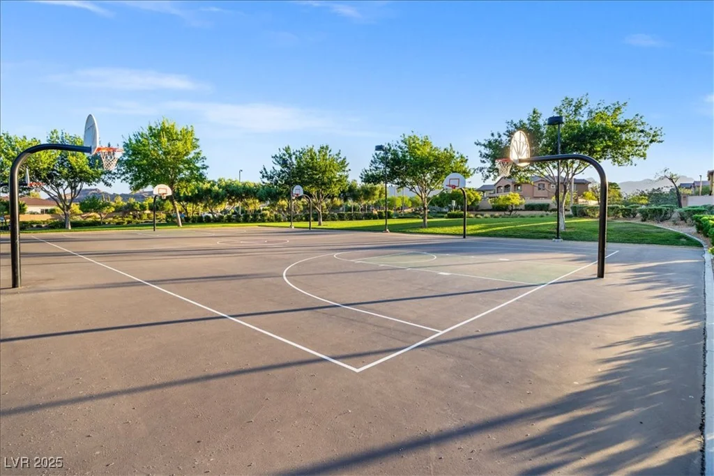 724 Step Beach, Las Vegas, NV 89138
