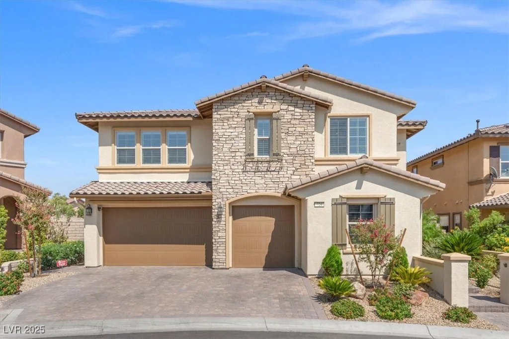 724 Step Beach, Las Vegas, NV 89138