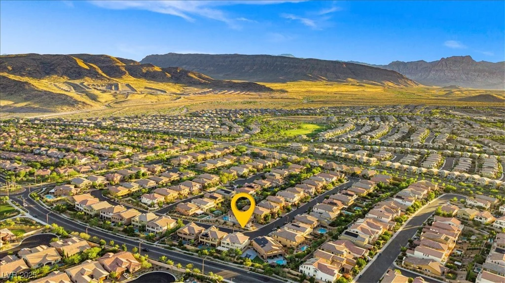 724 Step Beach, Las Vegas, NV 89138
