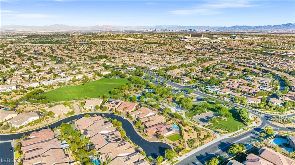 724 Step Beach, Las Vegas, NV 89138