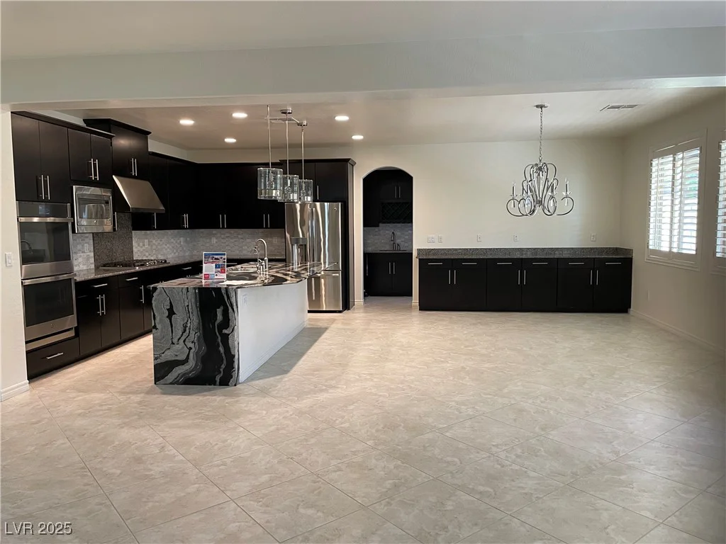 724 Step Beach, Las Vegas, NV 89138