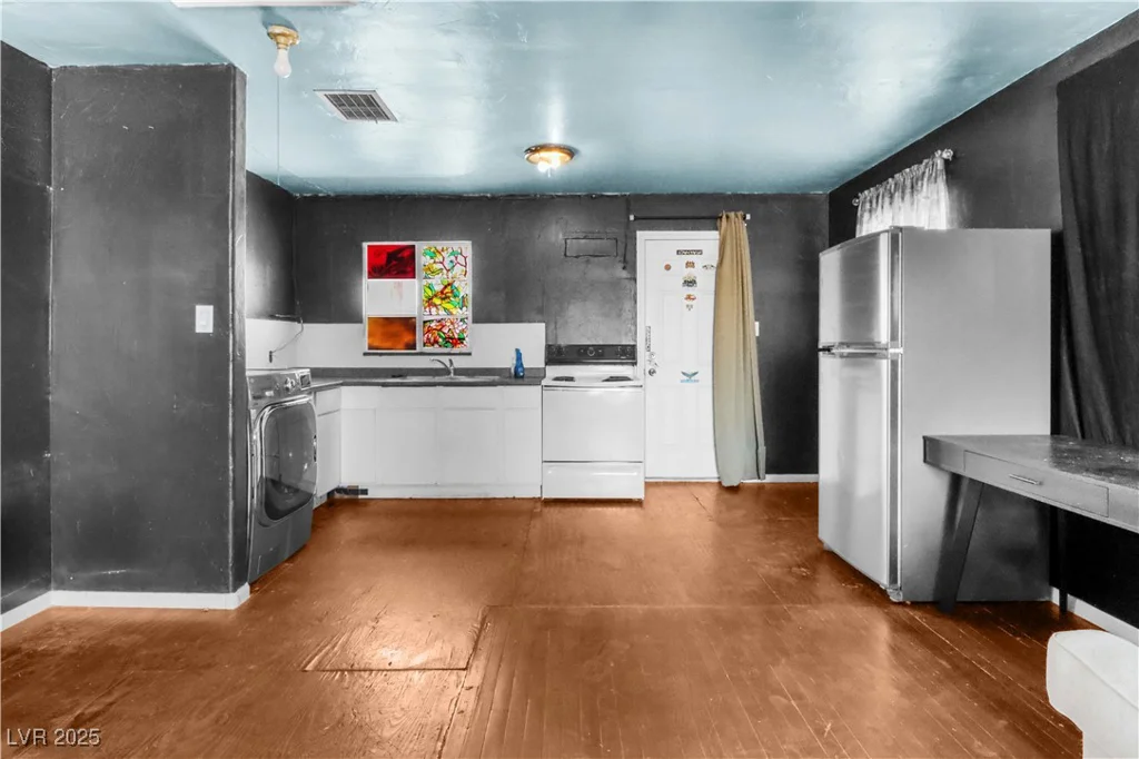 121 20th, Las Vegas, NV 89101