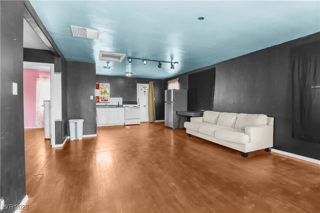 121 20th, Las Vegas, NV 89101