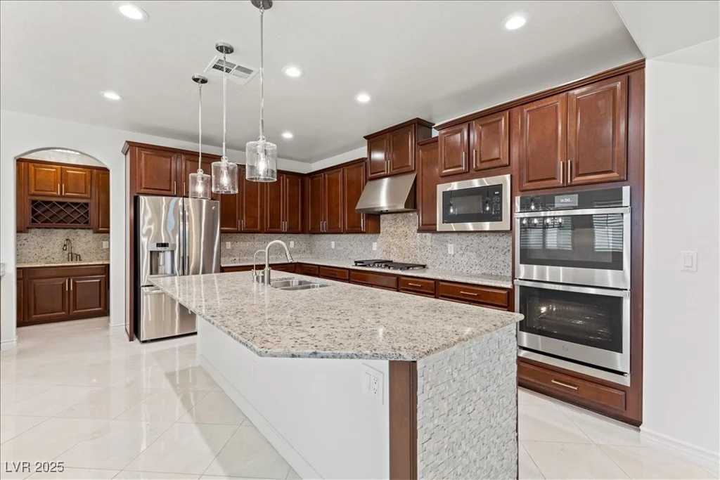 12219 Crystal Shore, Las Vegas, NV 89138