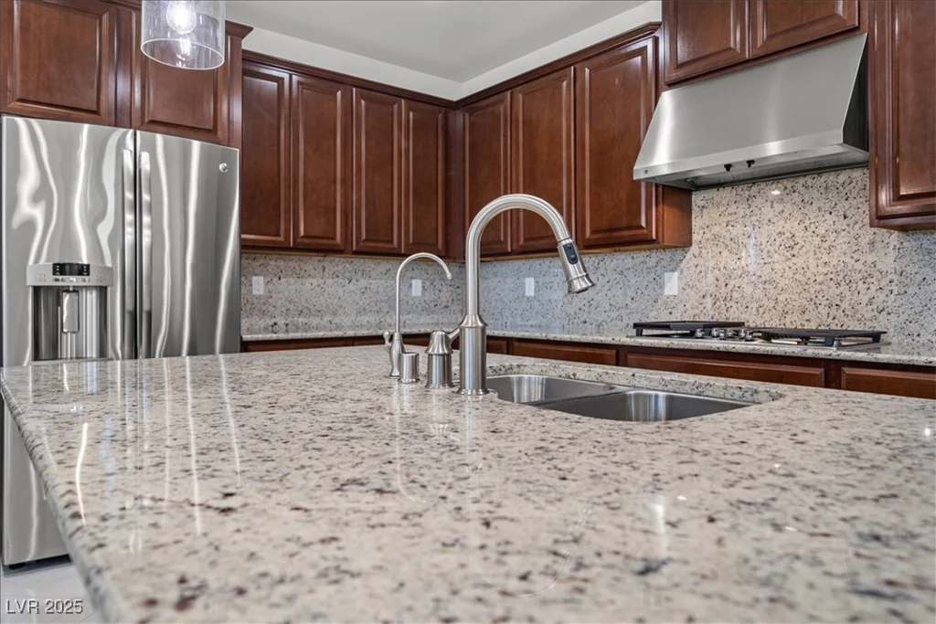 12219 Crystal Shore, Las Vegas, NV 89138