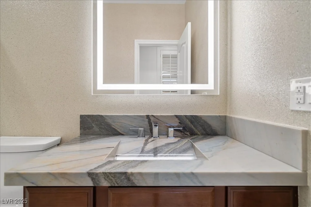 12219 Crystal Shore, Las Vegas, NV 89138