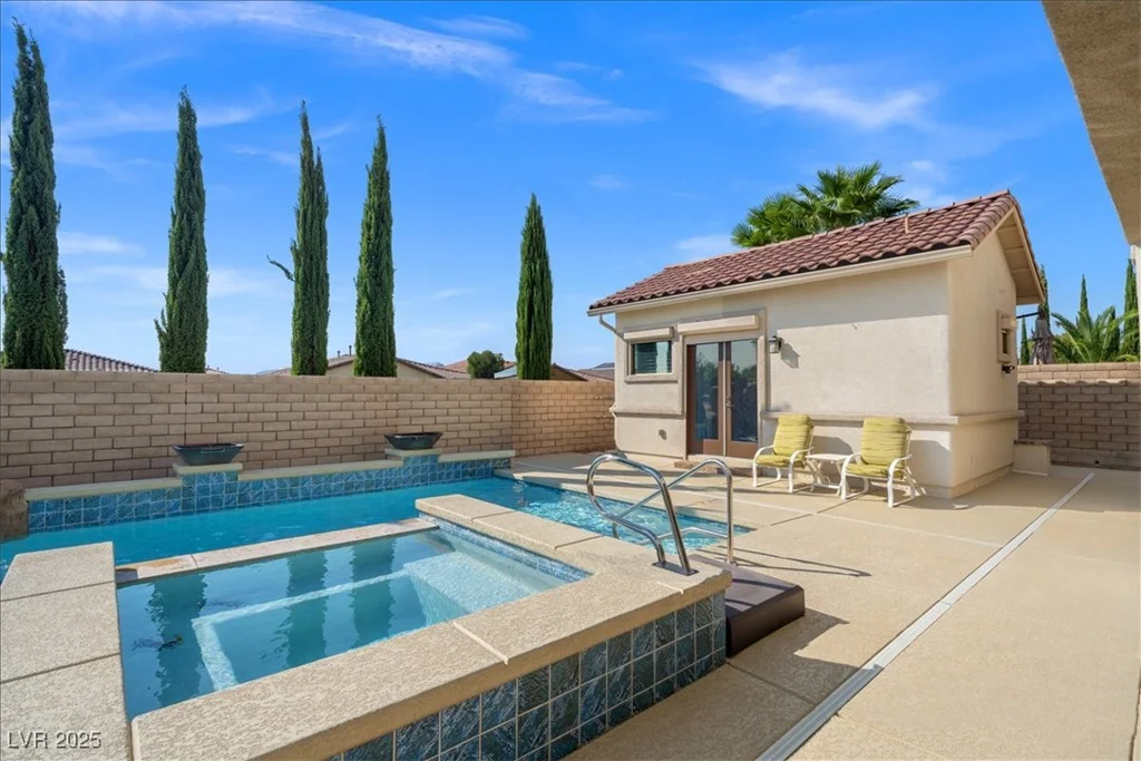12219 Crystal Shore, Las Vegas, NV 89138