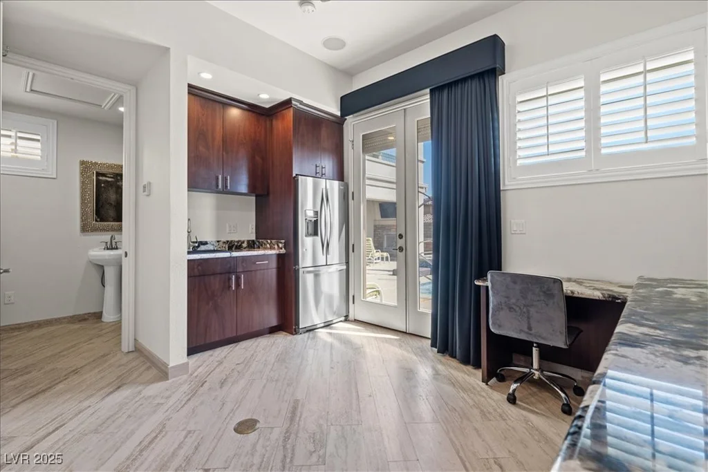 12219 Crystal Shore, Las Vegas, NV 89138