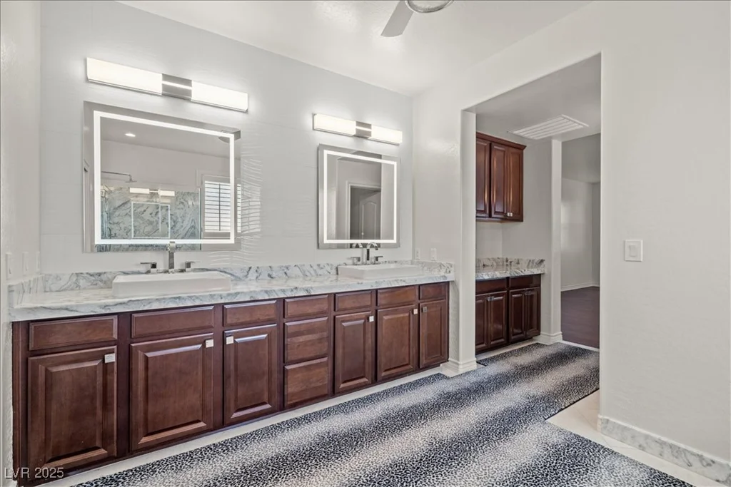 12219 Crystal Shore, Las Vegas, NV 89138