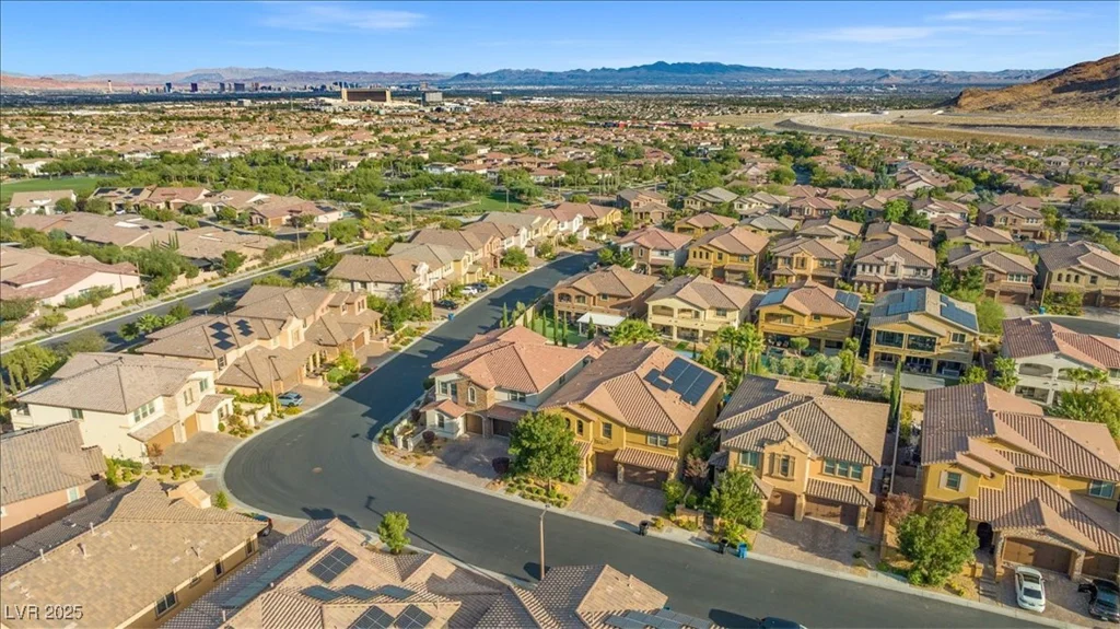 12219 Crystal Shore, Las Vegas, NV 89138