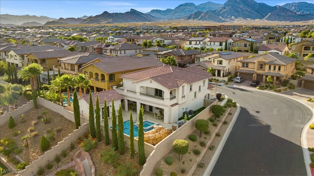 12219 Crystal Shore, Las Vegas, NV 89138