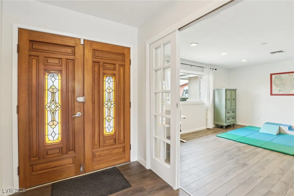 3155 Duneville, Las Vegas, NV 89146