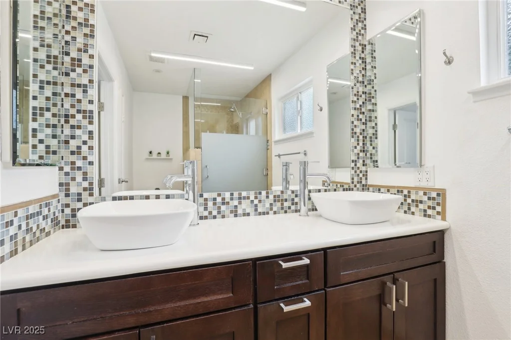 3155 Duneville, Las Vegas, NV 89146