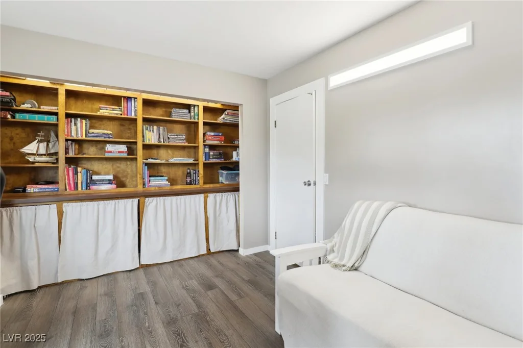 3155 Duneville, Las Vegas, NV 89146