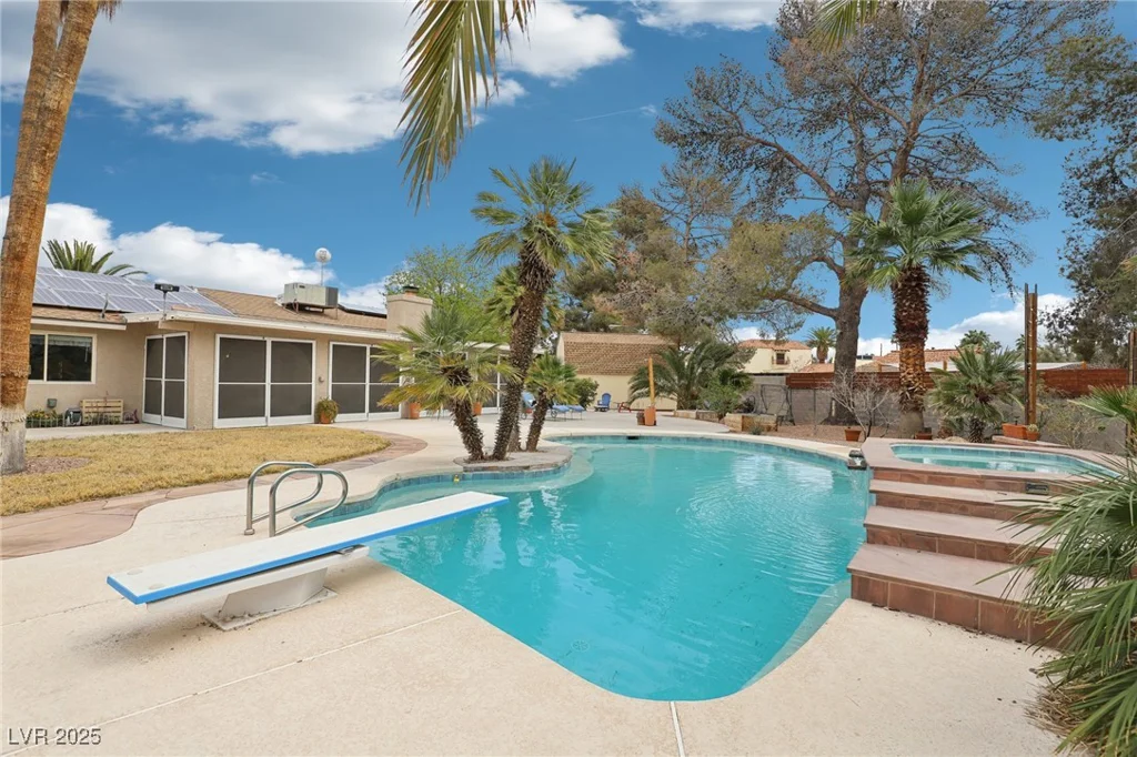 3155 Duneville, Las Vegas, NV 89146