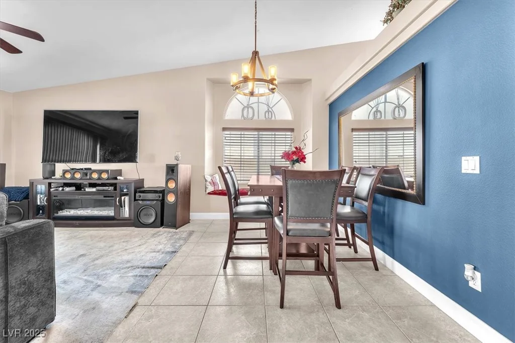 10113 Walhalla Plateau, Las Vegas, NV 89148