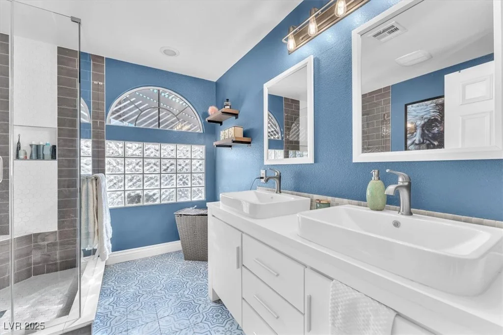 10113 Walhalla Plateau, Las Vegas, NV 89148