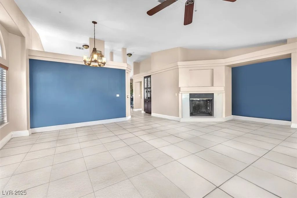 10113 Walhalla Plateau, Las Vegas, NV 89148