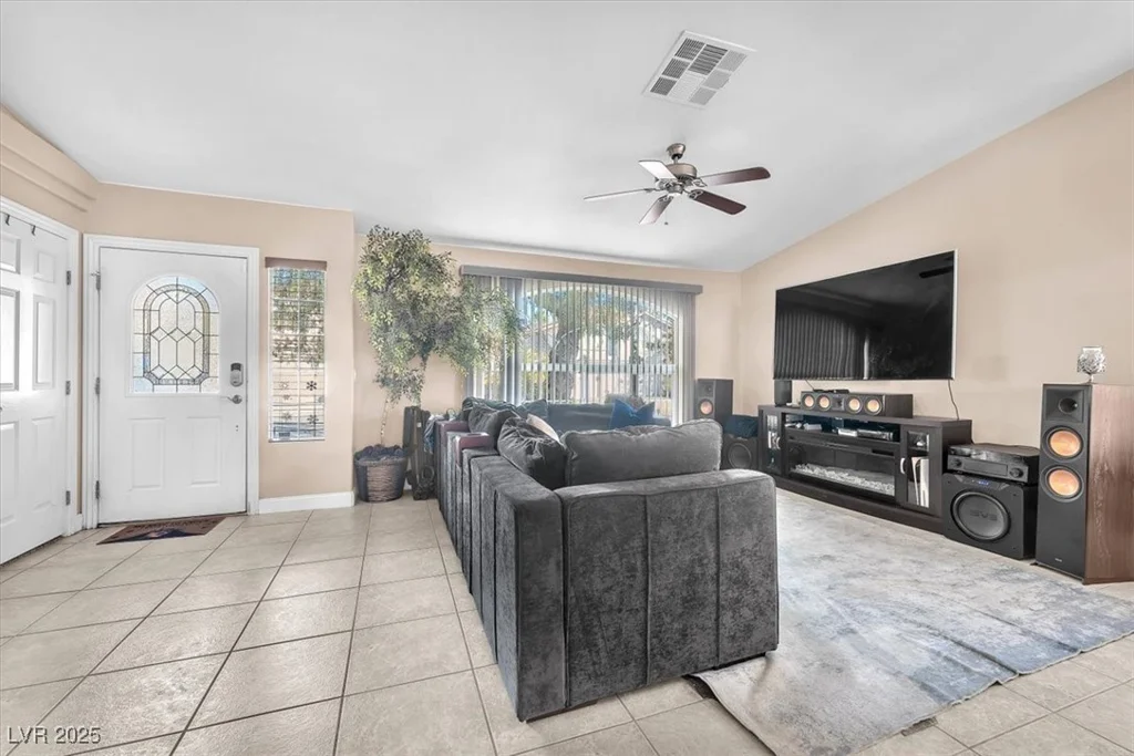 10113 Walhalla Plateau, Las Vegas, NV 89148