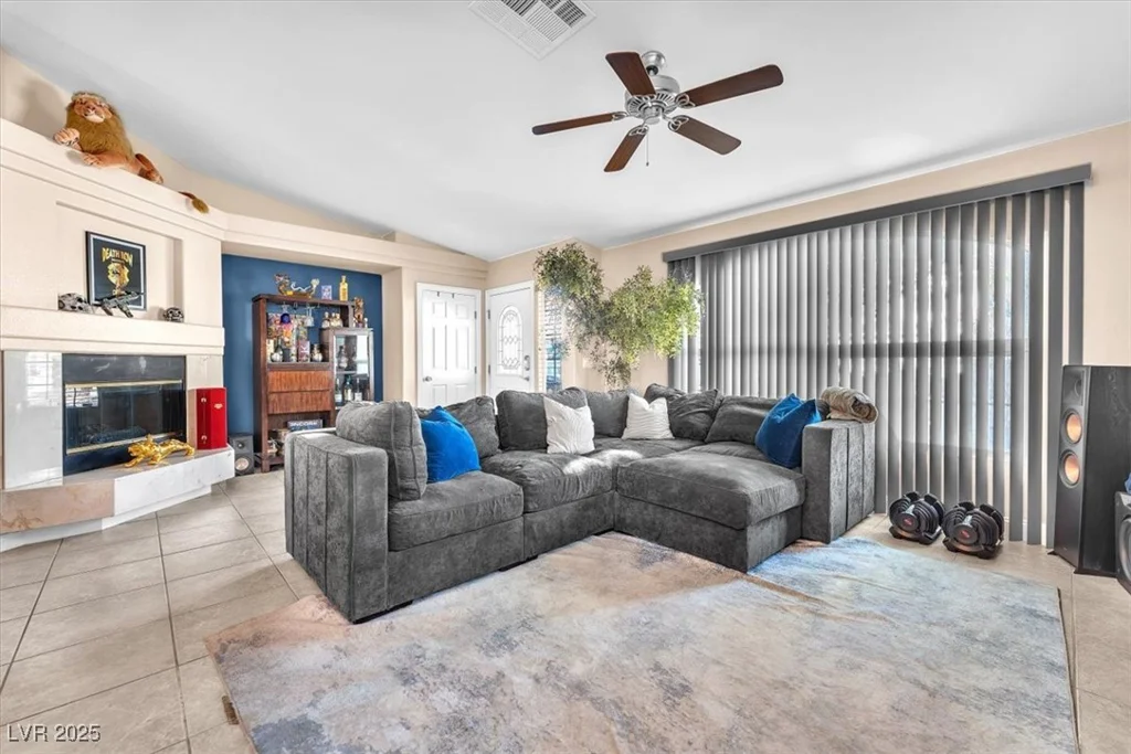 10113 Walhalla Plateau, Las Vegas, NV 89148
