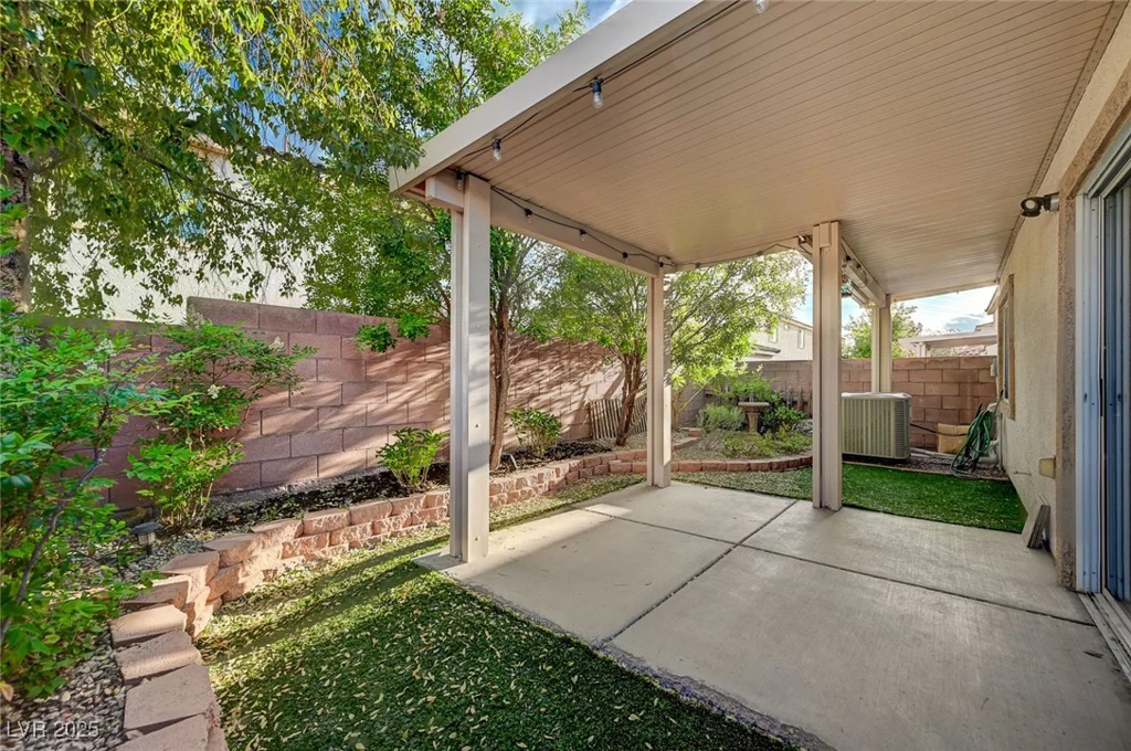 1435 Orange Jubilee, Henderson, NV 89014
