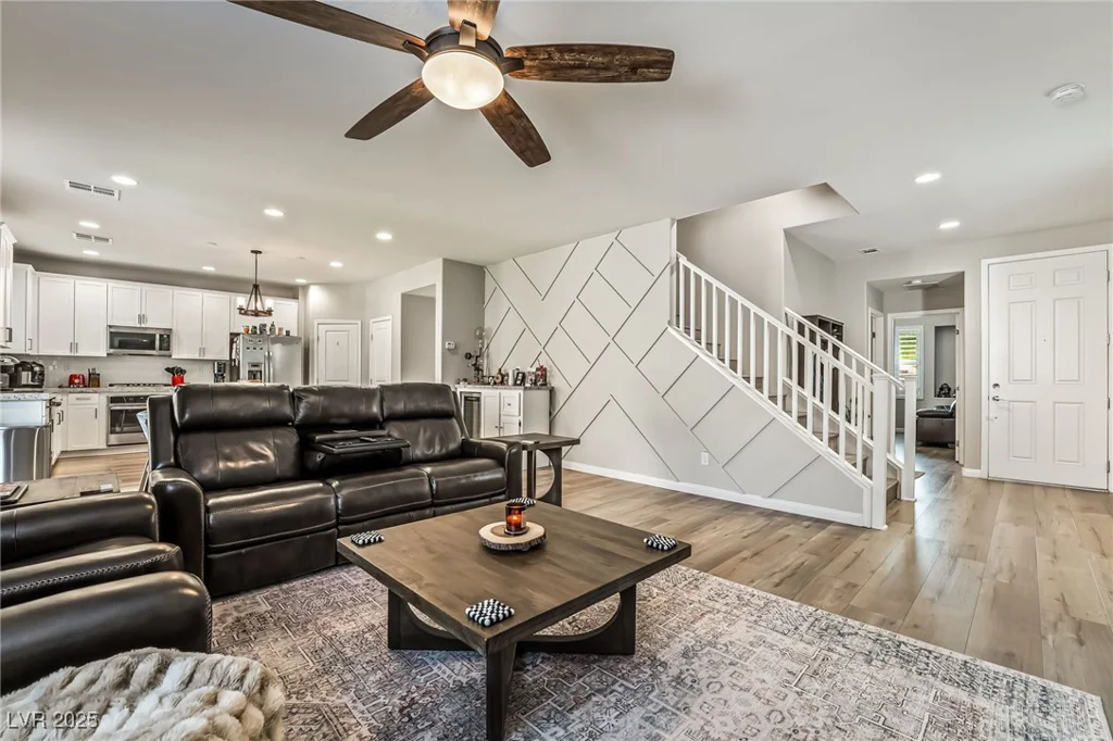 10565 Olinda, Las Vegas, NV 89179