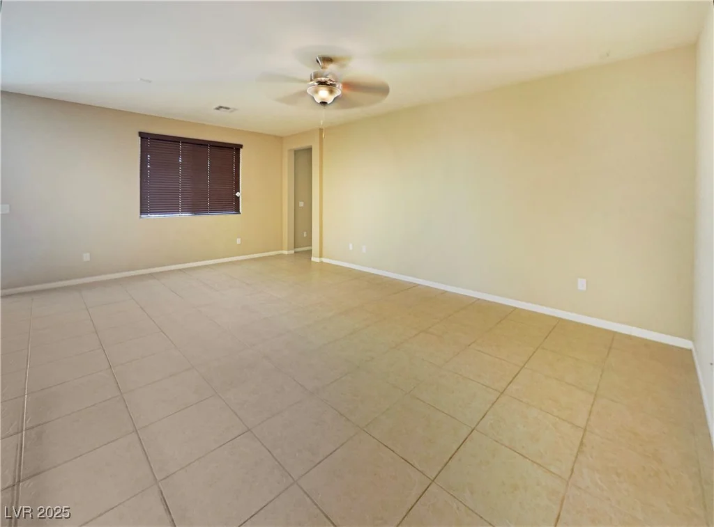 10331 Northern Hills, Las Vegas, NV 89166