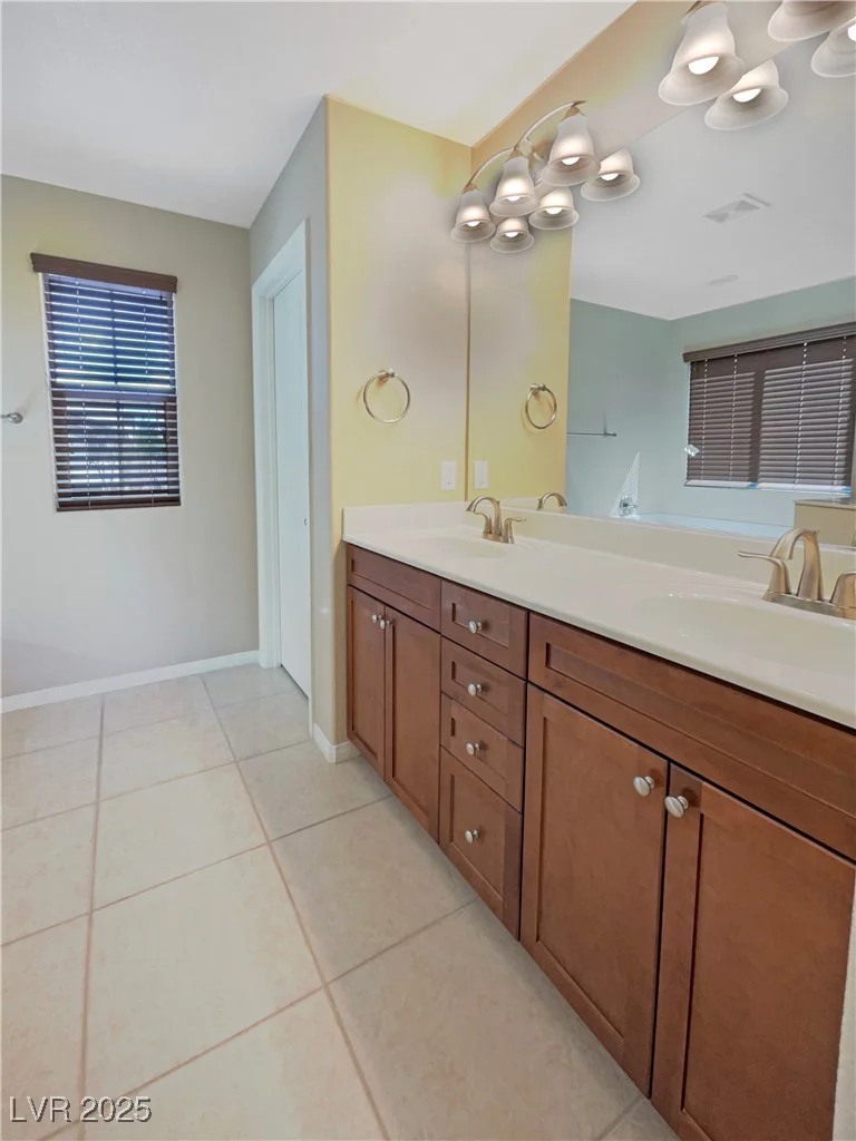 10331 Northern Hills, Las Vegas, NV 89166