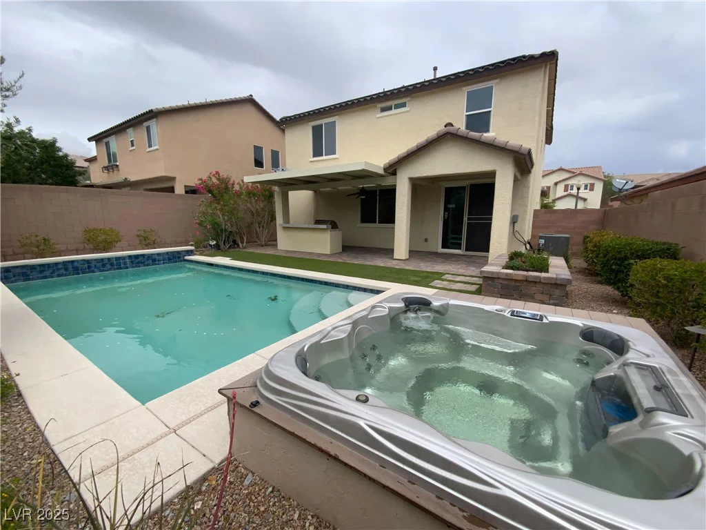 10331 Northern Hills, Las Vegas, NV 89166