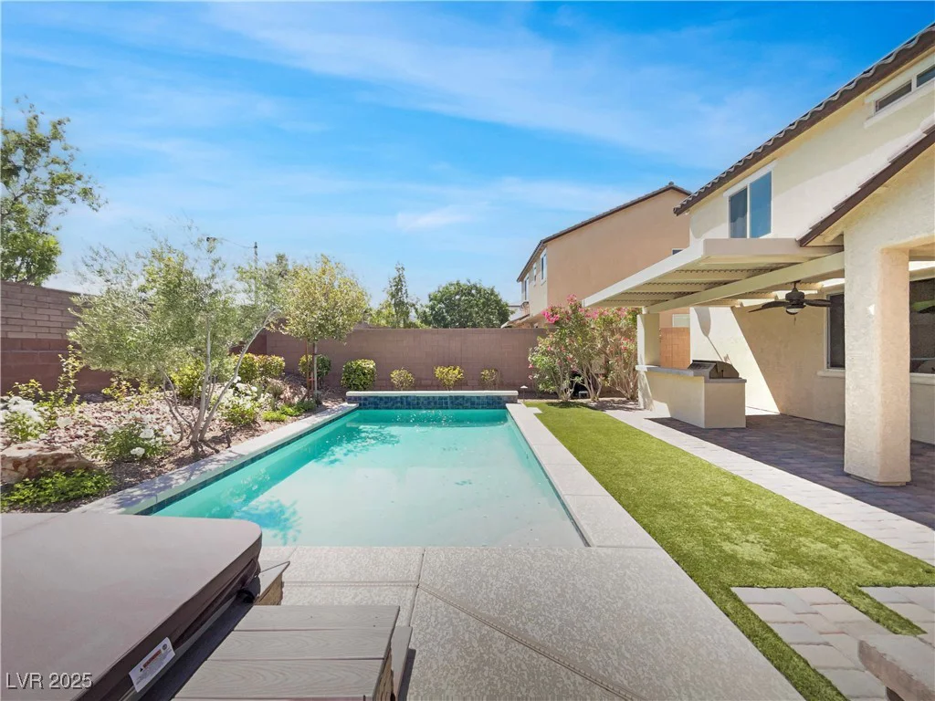 10331 Northern Hills, Las Vegas, NV 89166