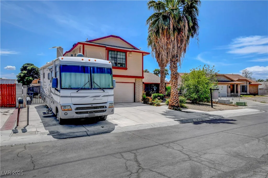 5731 Fonchester, Las Vegas, NV 89110