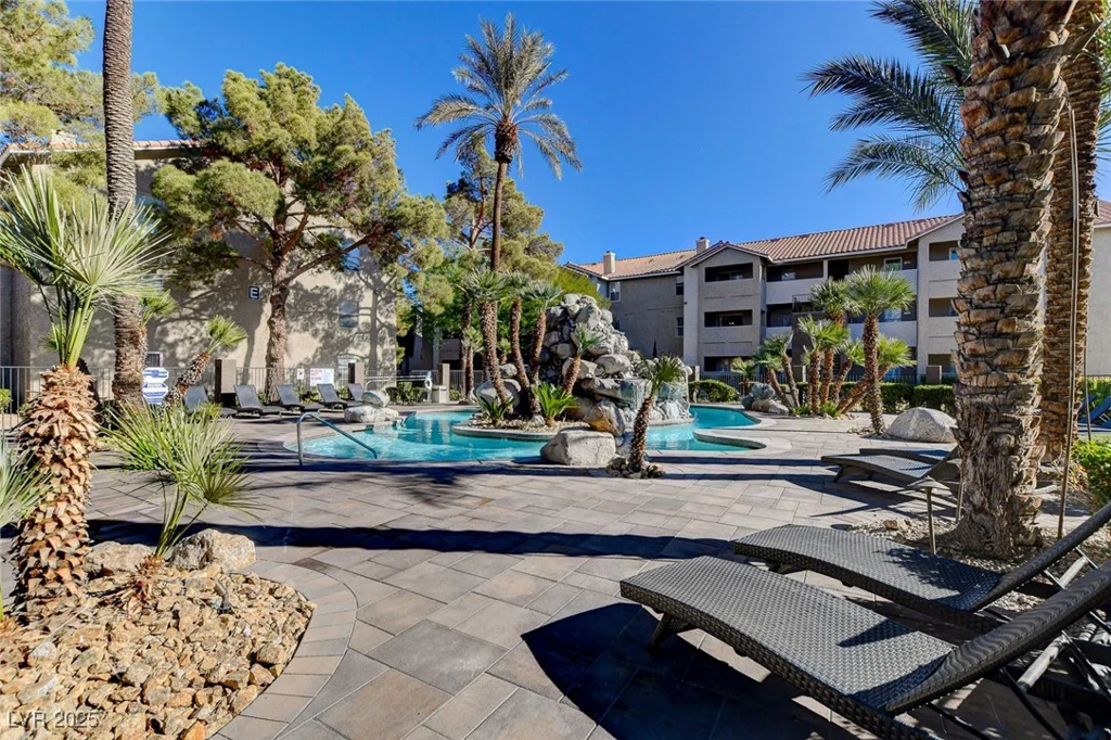 4200 Valley View, Las Vegas, NV 89103