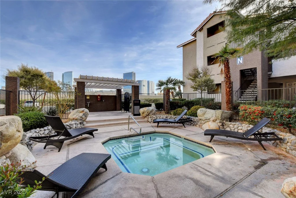 4200 Valley View, Las Vegas, NV 89103