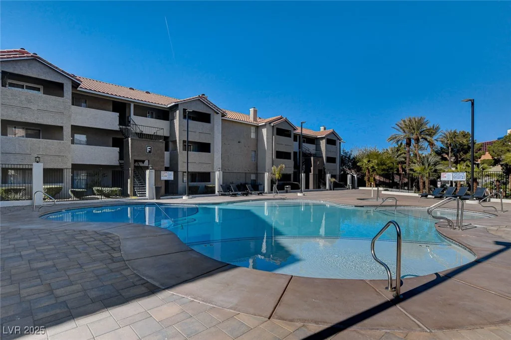 4200 Valley View, Las Vegas, NV 89103