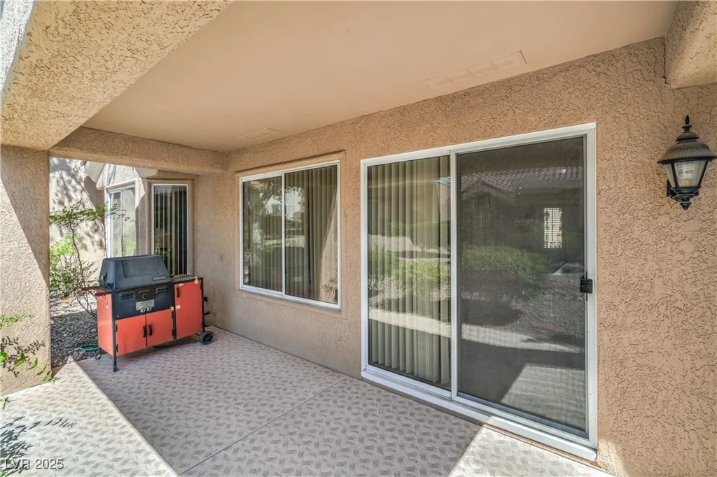 9409 JANUARY, Las Vegas, NV 89134