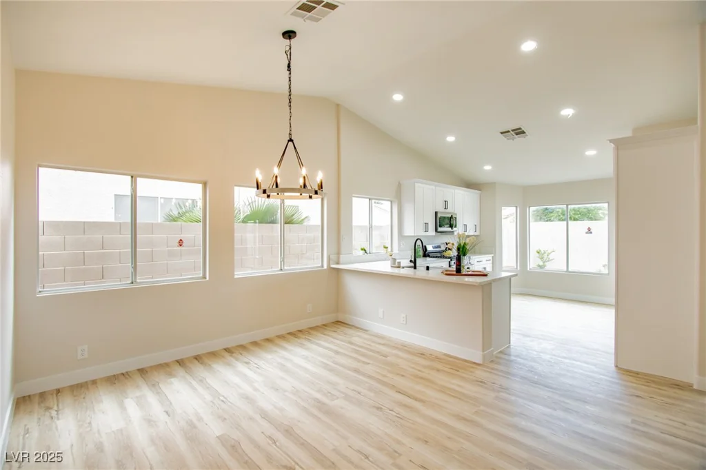 6124 Desert Haven, Las Vegas, NV 89130