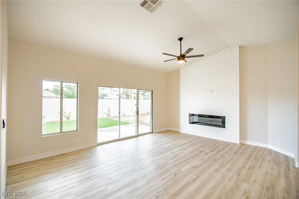 6124 Desert Haven, Las Vegas, NV 89130