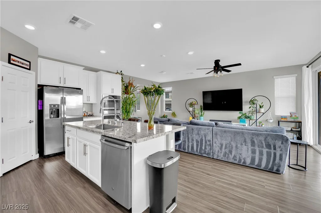 12341 Ferry Glide, Las Vegas, NV 89138