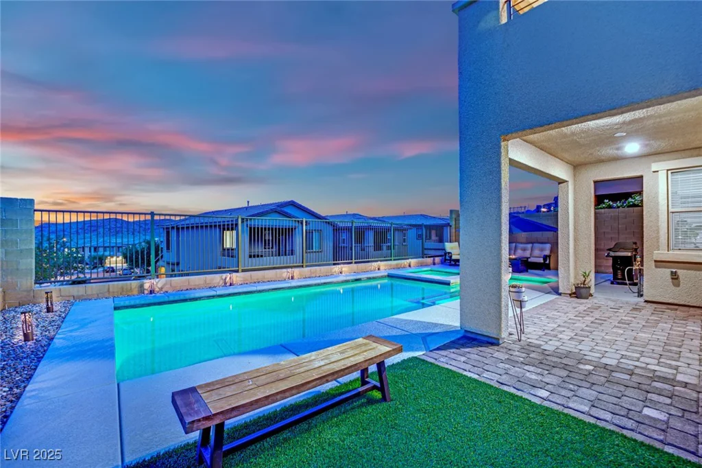 12341 Ferry Glide, Las Vegas, NV 89138