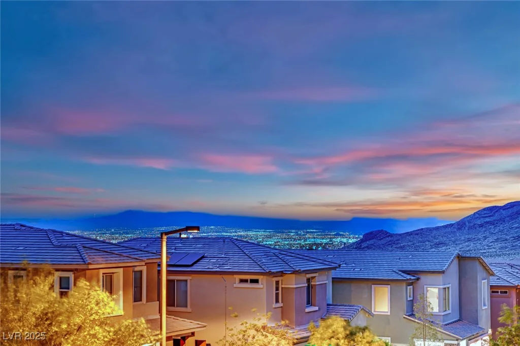 12341 Ferry Glide, Las Vegas, NV 89138
